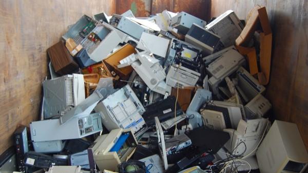 Opinions and behaviour regarding technological waste