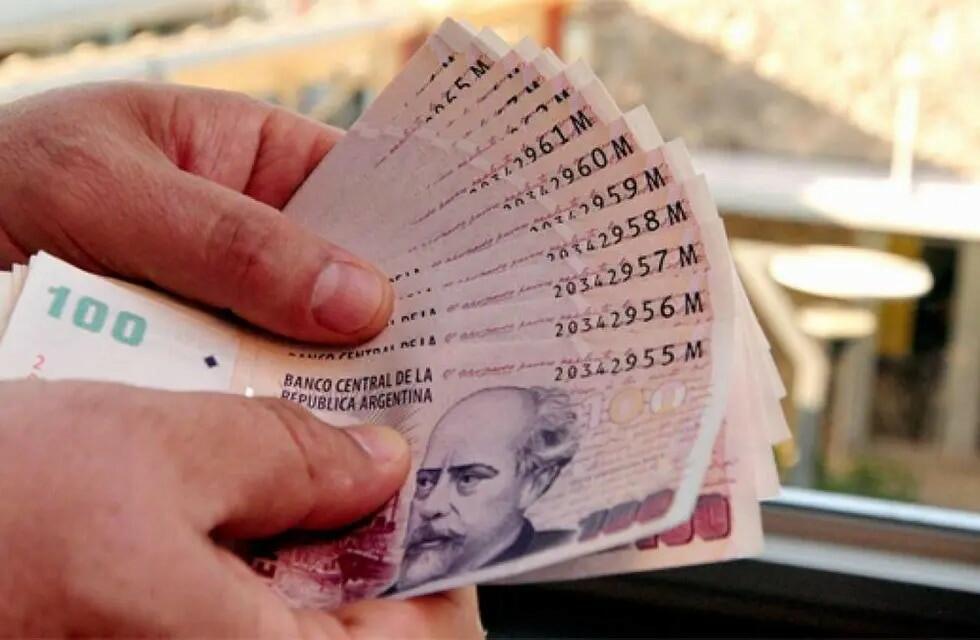 Recibir un pago extra hoy o el doble en un año